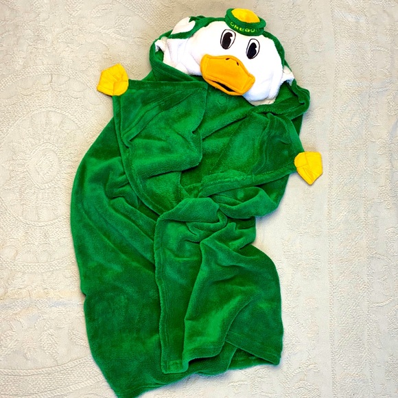 Other - Oregon Ducks kids hooded blanket